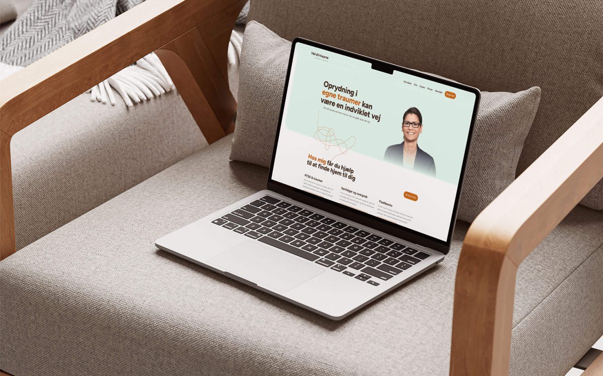 Hel-dit-traume_Louise-Fischer_Website_design_mockup_01_cover-compressed